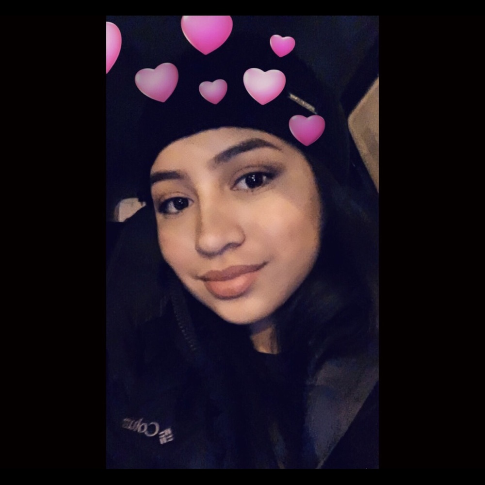 Meet your Posher, Itzel